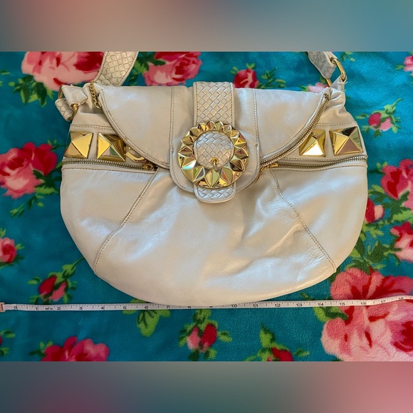 Vintage Betsey Johnson hobo Cream Shoulder Bag with Gold Studs - Picture 9 of 13